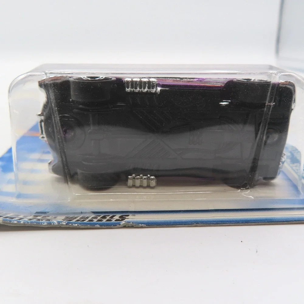 Hot Wheels 2003 Wastelanders 1958 Corvette Purple Skull 151 3/10 Diecast Car